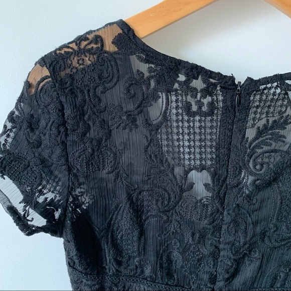 Boho Lacey Short Romper with back zip - Picture 9 of 14